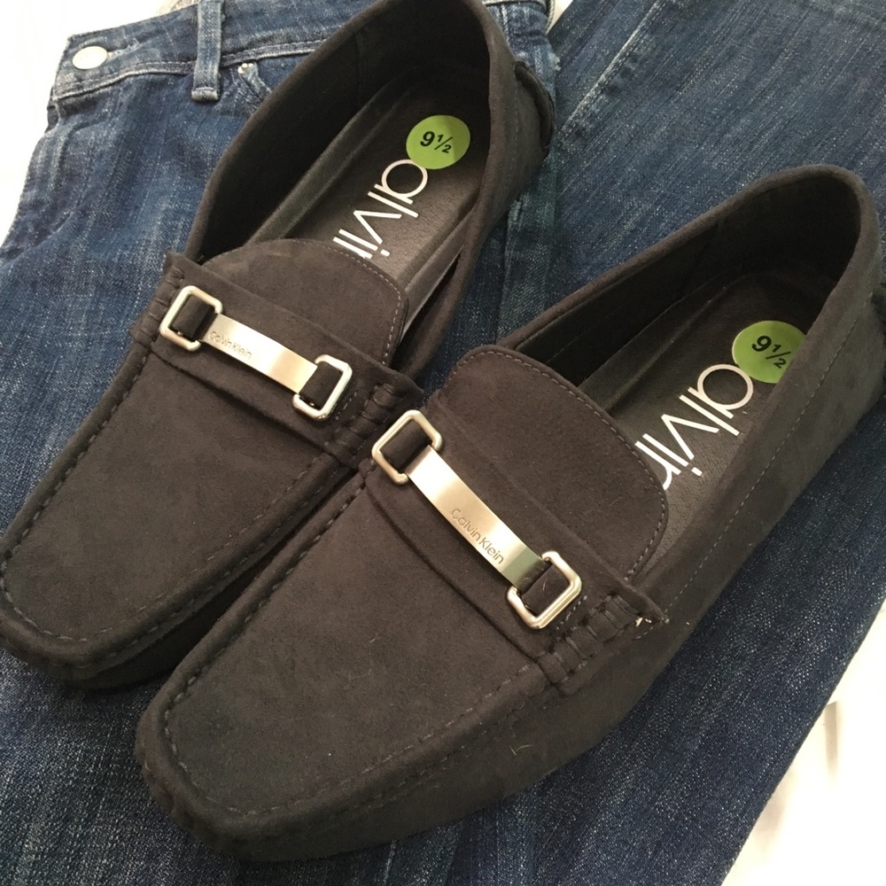 NWOT Calvin Klein suede loafers size 9.5